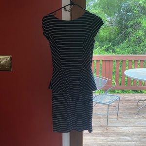 Small bodycon dress black and light grey stripes